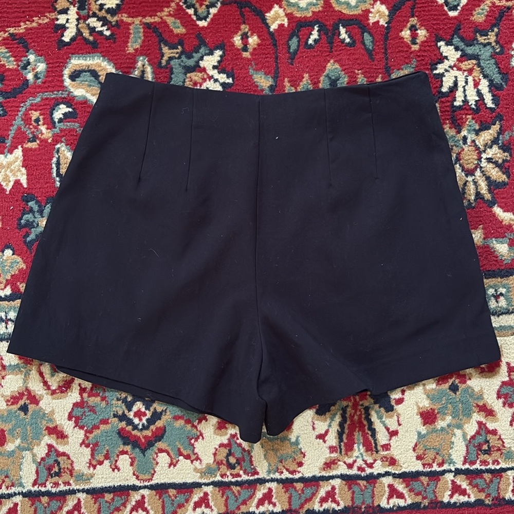 a new day Shorts - Picture 4 of 4